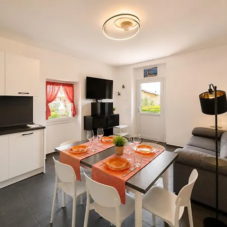 Casa Rigoletto - Larihome A69 Appartement *