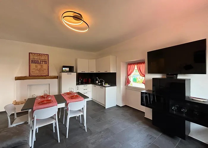Apartamento Rigoletto, Garden, Air Comnditioning - Larihome A69 Dongo